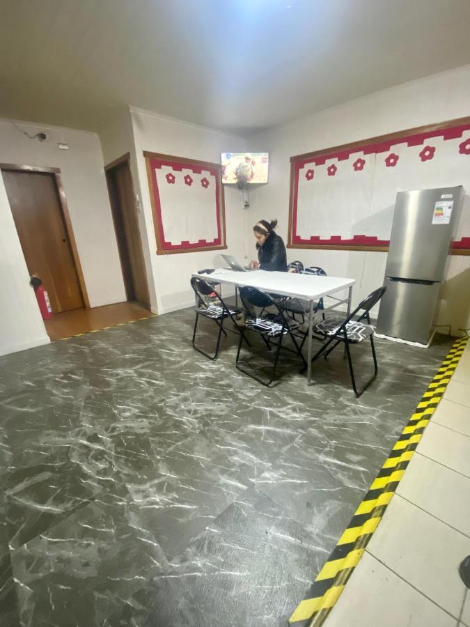 Viva Chile Hostal - Пуерто-Варас Екстер'єр фото